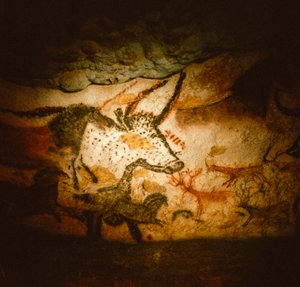 Schilderij van een stierenkop in de Stierenkamer, Lascaux-grot