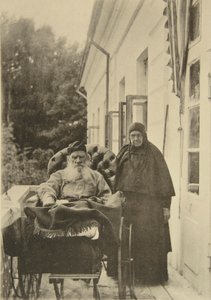 Russische auteur Leo Tolstoy met zijn zus Maria Nikolaevna, Rusland, 1900s