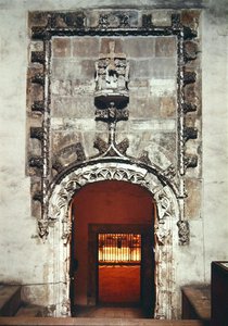 Ingang van de Camara Santa door Spanish School