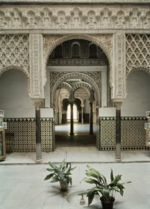 Patio de las Munecas, 12e-14e eeuw door Spanish School