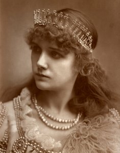 Marion Hood, Britse sopraan opera- en muziektheatersopraan, 1884