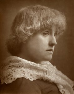 Mary Eastlake, Britse actrice, 1883 door St James