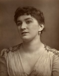 Nelly Bromley, Britse acteur en zanger, 1882 door St James