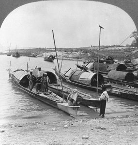 Boten op de Irrawaddy-rivier, Mingun, Birma, 1908 door Stereo Travel Co
