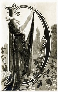 D: Mlle Roessler, danseres uit de Belle Epoque - Alfabet in ansichtkaart door Studio Reutlinger