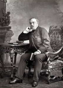 Edmund Yates (1831-94), journalist en romanschrijver, portretfoto
