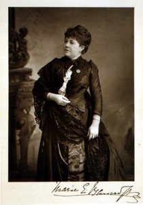 Marie Effie Wilton Bancroft (1839-1921), actrice en theatermanager, portretfoto door Studio Walery