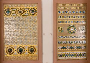 Tiffany mozaïekglas, links: voor de Citizens Bank, Ohio, rechts: voor de First National Bank (voorbeeld)