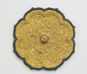 Spiegel (brons en goud) door Tang Dynasty Chinese School