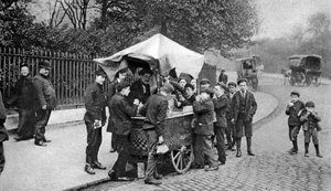 Italiaanse ijs- of hokyverkoper, Londen, begin 1900s, 1926-1927 door Taylor