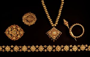 Juwelen, Ayutthaya-periode (1350-1767), 17e tot 18e eeuw (goud en edelstenen)