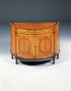 George III marqueterie demi-lune commode, c.1760-79 door Thomas (attr.to) Chippendale