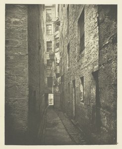 Close No. 148 High Street