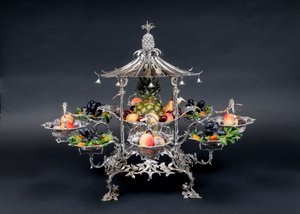 Chinoiserie eperge door Thomas Pitts