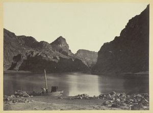 Black Cañon, Colorado River, vanuit kamp 8, kijkend naar boven door Timothy O