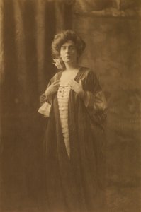Laura Dreyfus Barney door Toponier Roissonnas