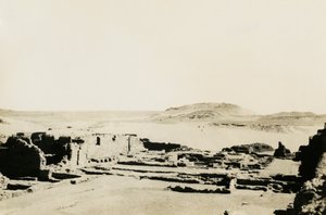 Commerciële ruimte in het klooster van St Simeon, Aswan, Egypte, foto door Ugo Monneret de Villard door Ugo Monneret de Villard