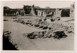 Interieur van het klooster van St Simeon, kamer VI, Aswan, Egypte, foto door Ugo Monneret de Villard