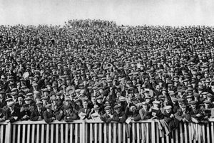 Een zaterdagse wintervoetbalmenigte, Londen