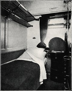 Een slaapplaats in de Night Scotsman, London & North Eastern Railway, 1926 door Unbekannt