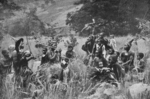 Een Zulu-muzikant en publiek, 1912