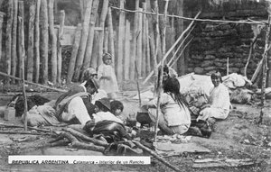 Een familie aan het werk, Catamarca, Argentinië, begin 20e eeuw