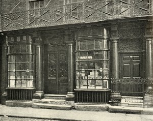 Een fijne winkel in Artillery Row, Houndsditch, Londen, uit de tweede helft van de achttiende eeuw door Unbekannt