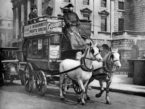 Een door paarden getrokken bus, Londen, 1926-1927