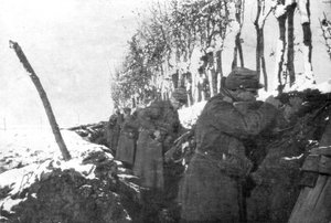 Een loopgraaf vol reserve-infanterie, Pas-de-Calais, Frankrijk, winter 1915