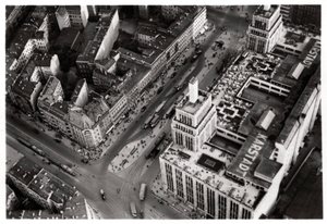 Luchtfoto van Hermannplatz, Berlijn Neukoelln, Duitsland, vanuit een Zeppelin, ca. 1931 1933 door Unbekannt