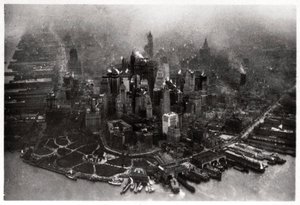 Luchtfoto van Manhattan, New York City, VS, vanuit een Zeppelin, 1928-1933 door Unbekannt