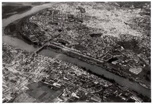 Luchtfoto van Sevilla, Spanje, vanuit een Zeppelin, 1929-1933 door Unbekannt