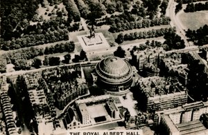 Luchtfoto van de Royal Albert Hall, 1939 door Unbekannt