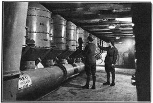 Luchtfilters, Maginotlinie, Frankrijk, 1939 door Unbekannt