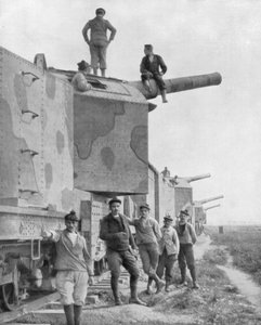 Een gepantserde treinbatterij, 1918 door Unbekannt
