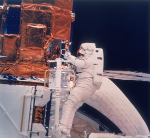 Astronaut op Shuttle-missie 41-C, 1984