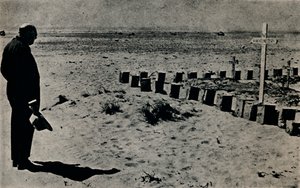 Op een slagveldkerkhof in Egypte, 1942, 1945