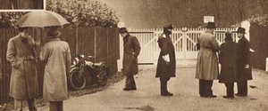 Bij de poorten, Fort Belvedere, 1936-1937