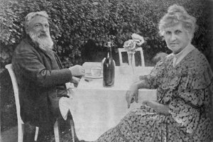 Auguste Rodin - Rodin en zijn vrouw in hun tuin in Meudon door Unbekannt