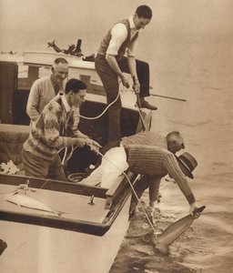 Big Game Fishing, Bay of Islands, Nieuw-Zeeland, ca. 1927, 1937