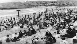 Bondi Beach, Sydney, New South Wales, Australië, ca. 1924 door Unbekannt