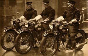 Britse politie op BSA-motorfietsen, 1931, 1933