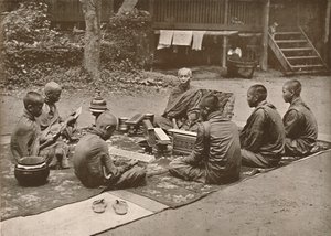 Boeddhistische priester met leerlingen, 1900 door Unbekannt