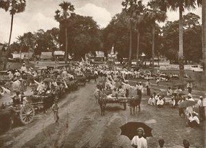 Birmaanse Begrafenis - Processie van Karren met Offers, 1900 door Unbekannt
