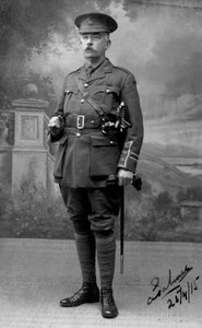 Kapitein Palmer, bevelvoerende officier, Dover