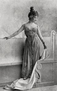 Cecile Sorel, Franse actrice, 1893