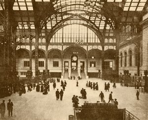 Centrale Hal, Pennsylvania Station, New York Pennsylvania Railroad Company, 1930 door Unbekannt