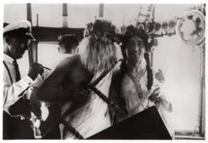 Ceremonie ter viering van de oversteek van de evenaar aan boord van het luchtschip Graf Zeppelin, 1930-1933