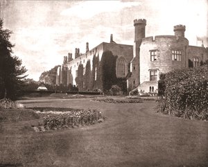 Chirk Castle, Chirk, Wrexham, Wales, 1894 door Unbekannt