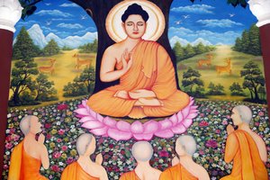 Chua Tu Quang boeddhistische tempel. Shakyamuni Boeddha predikt de leer - het wiel van de wet - aan zijn vijf discipelen. Vung Tau. Vietnam door Unbekannt